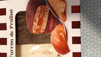 La Casa de Chocolate. Tienda de la fábrica de La Cibeles - Meres