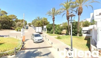 market - 07660 Cala D'Or