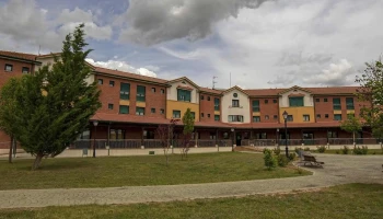 Residencia Aymo Perales - Perales