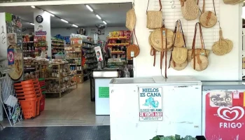 Supermercado Es Cruce - 07849 Santa Eulària Des Riu