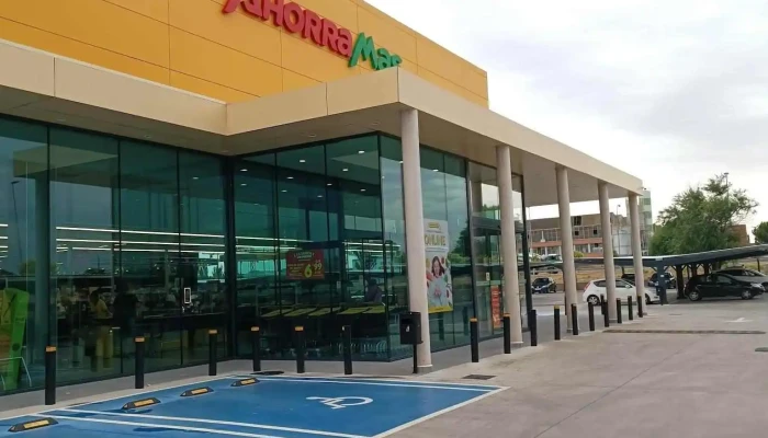 Ahorramas -  Estacionamiento - Ciempozuelos