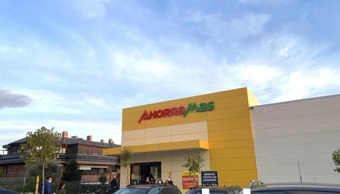 Ahorramas -  Estacionamiento - Las Rozas de Madrid