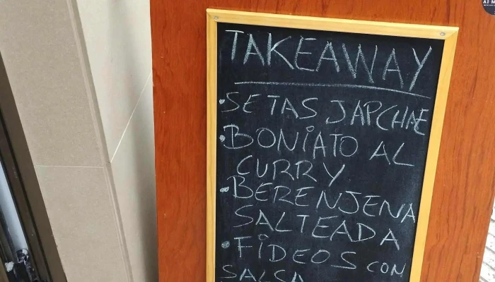 Ai Makato -  Donde - Oviedo