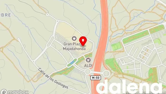 mapa de Alcampo Supermercado, Tienda de artículos para bebés, Panadería, Carnicería, Tienda de cosméticos, Pescadería, Mercado de alimentos frescos, Frutería, Tienda de artículos para el hogar, Tienda de productos para mascotas en Majadahonda