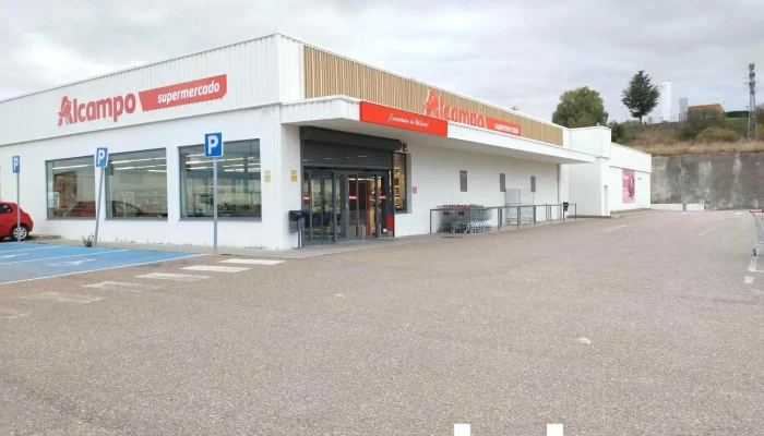 Alcampo Supermercado -  Estacionamiento - Zamora