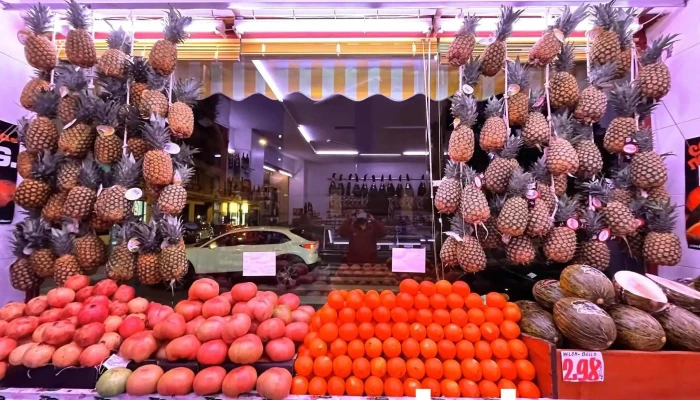 Alimentacion Julio Fruteria Y Jamoneria Interior - Zamora