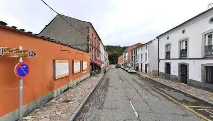 Alimentacion Martinez Cerca De Mideg - Grandas de Salime