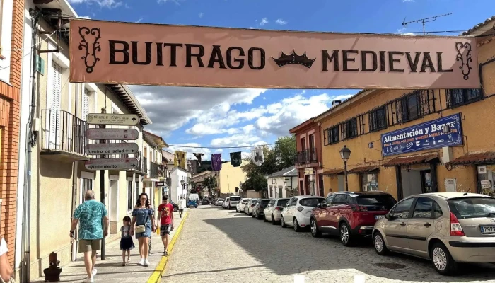 Alimentacion Y Bazar -  Como Llegar - Buitrago del Lozoya