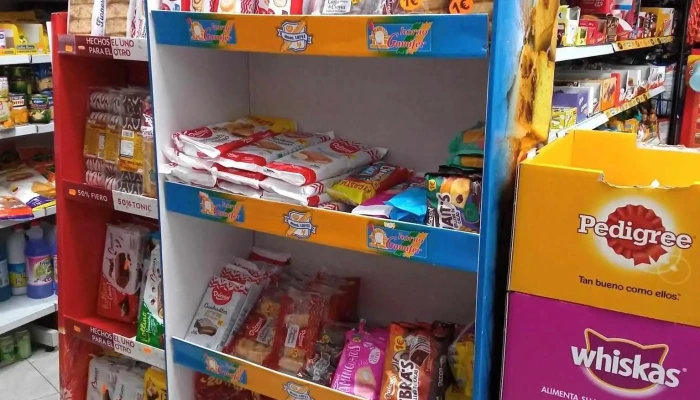 Alimentacion Y Bazar -  Interior - Galapagar