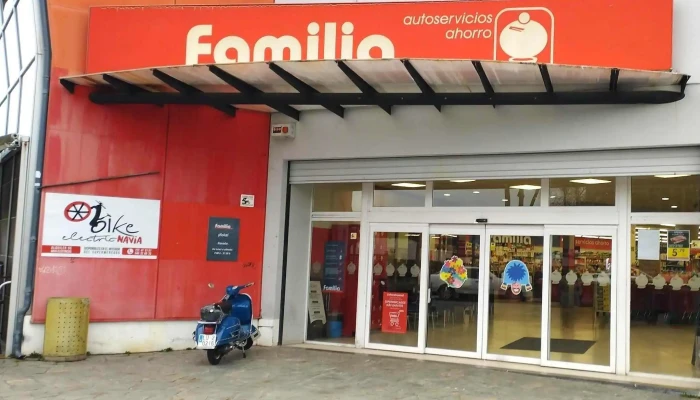 Autoservicios Familia -  Horario - Navia