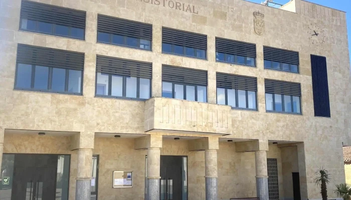 Ayuntamiento De Pajares De La Lampreana -  Cerca De Mi - 8