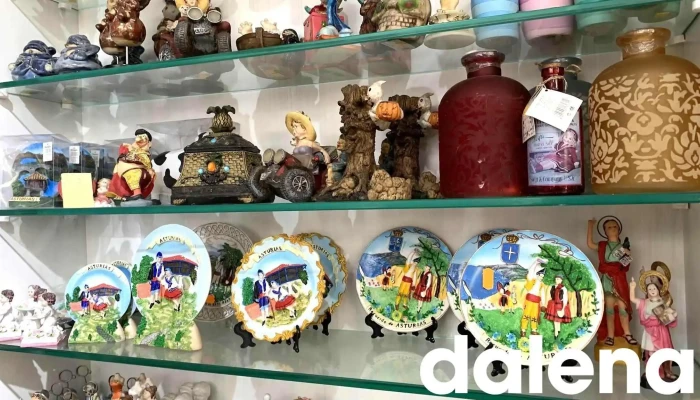 Bazar Villa Hiper Villaviciosa -  Interior - Villaviciosa