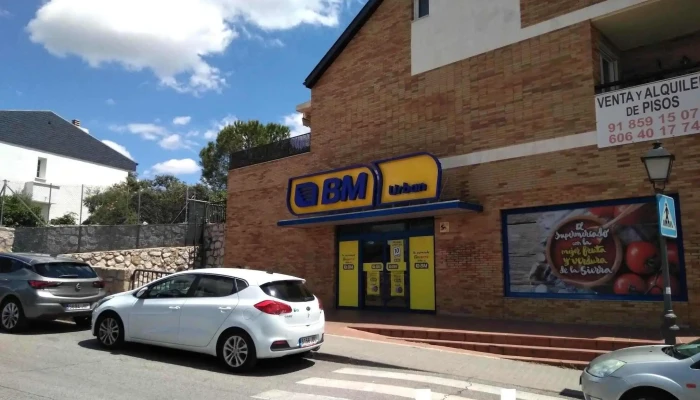 Bm Supermercados -  Estacionamiento - Torrelodones