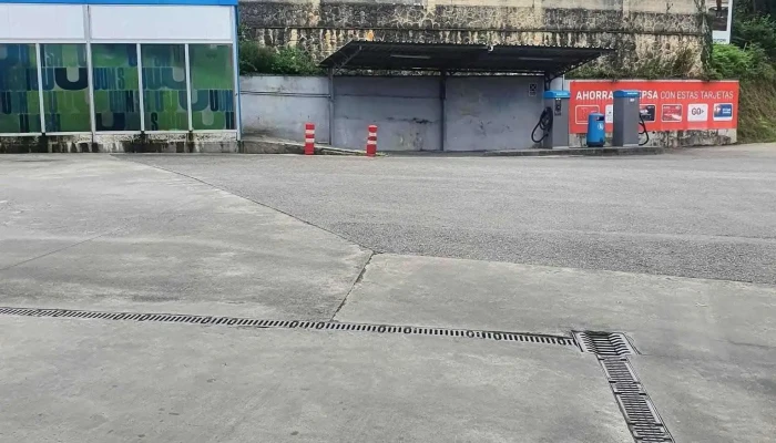 Carrefour Express Eess -  Estacionamiento - Oviedo