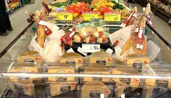Carrefour Express -  Instagram - El Crucero