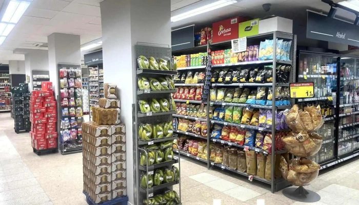 Carrefour Express -  Interior - Madrid