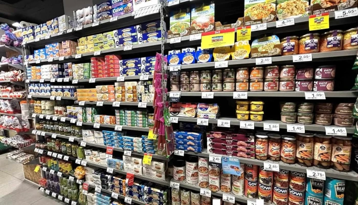 Carrefour Express -  Interior - Madrid