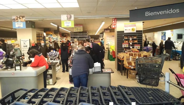 Carrefour Market -  Interior - Madrid