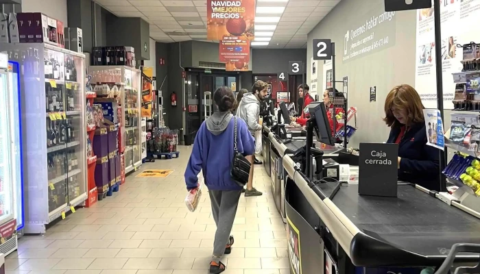 Carrefour Market -  Telefono - Madrid