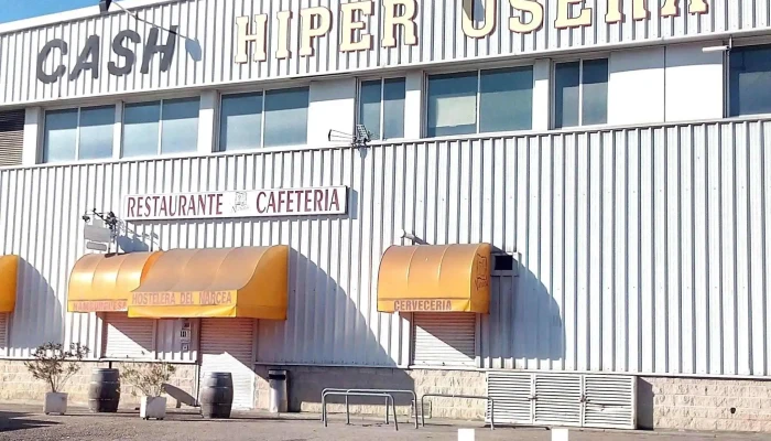 Cash Hiper Usera -  Instagram - Madrid