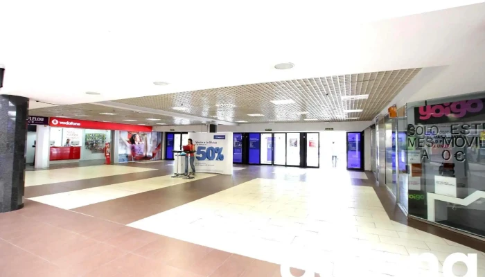 Centro Comercial Carrefour Salamanca -  Del Propietario - Salamanca