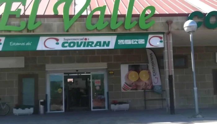 Centro Comercial De El Valle -  Promocion - Villasana de Mena