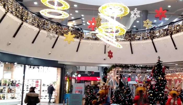 Centro Comercial Las Rosas -  Abierto Ahora - Madrid