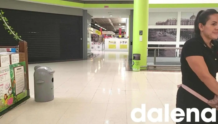 Centro Comercial Plaza Aluche -  Interior - Madrid