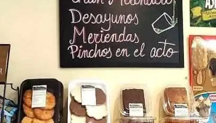 Confiteria   Restaurante La Tevergana Carta - San Martín