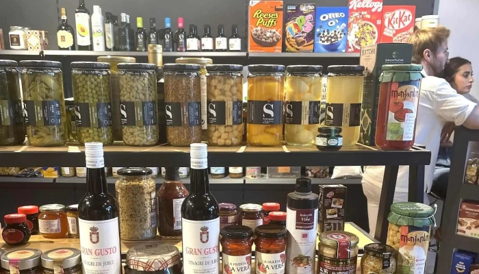 Cuco Gourmet Market -  Zona - Tres Cantos