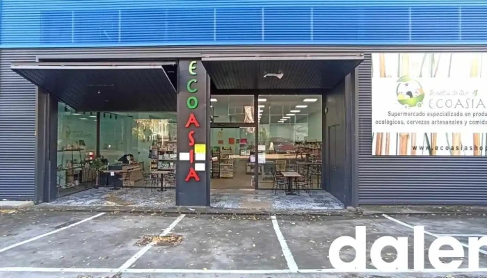 Ecoasia Shop Center Asian Food Craft Beer Del Propietario - San Sebastián de los Reyes