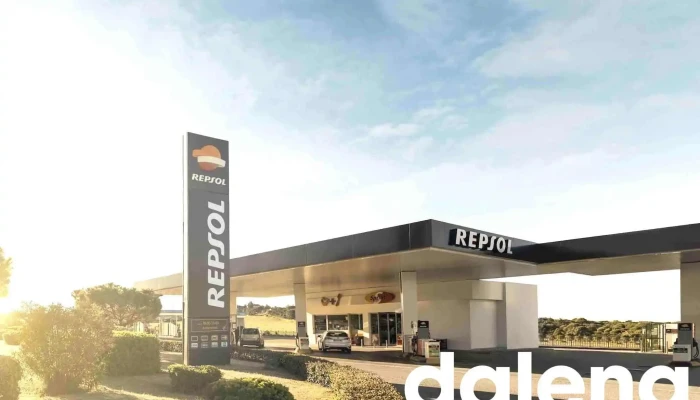 Estacion De Servicio Repsol Del Propietario - Torquemada