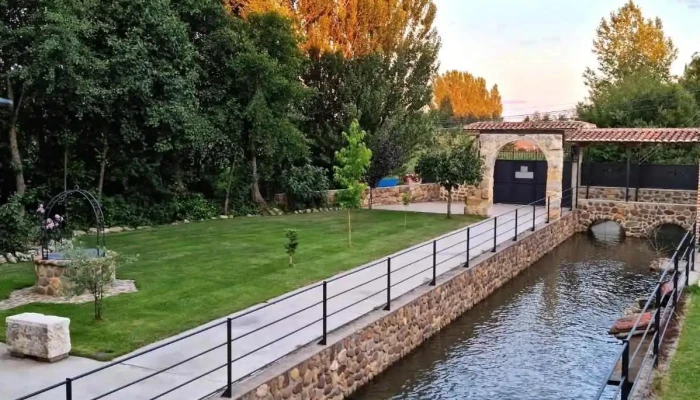Finca La Fabrica Direccion - Villaluenga de la Vega