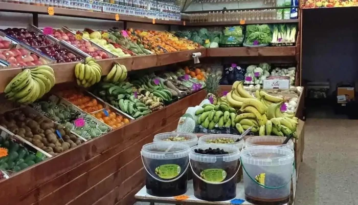 Fruteria Salam -  Interior - San Lorenzo de El Escorial