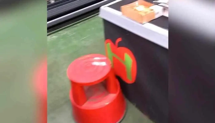 Hiper Usera Cash -  Interior - Torrejón de la Calzada