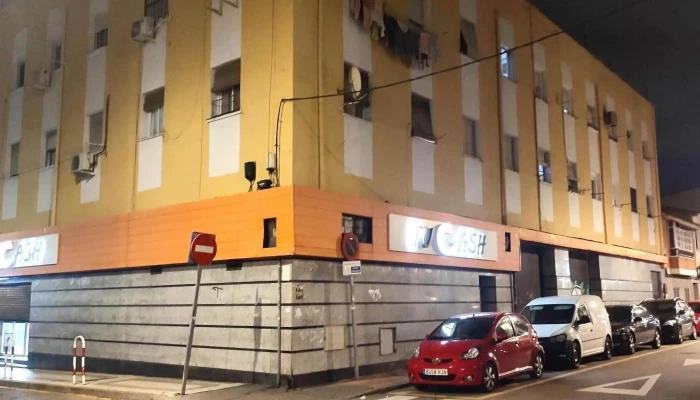 Hiper Usera Tu Cash Estacionamiento - Getafe