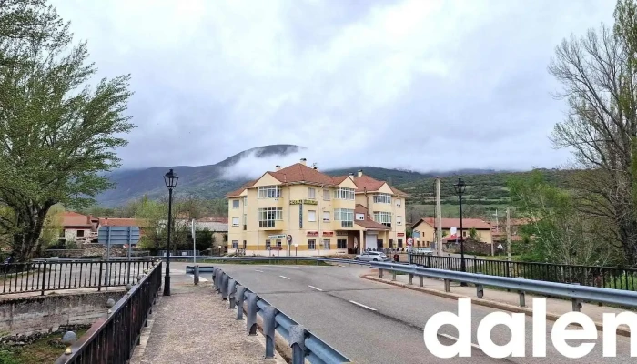 Hostal Restaurante La Montana De Los Visitantes - Triollo