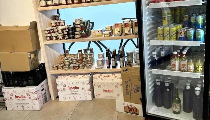 La Bicicleta Tienda de Productos Típicos - 5