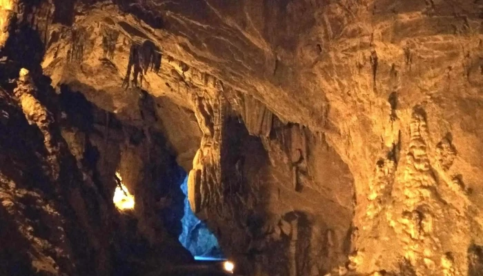 La Cuevona Queseria Artesania Alimentaria Casa Rural Horario - Cuevas