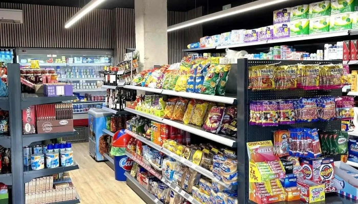 La Tienda - 75