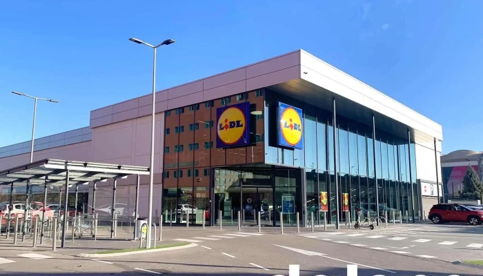 Lidl -  Estacionamiento - Alcalá de Henares