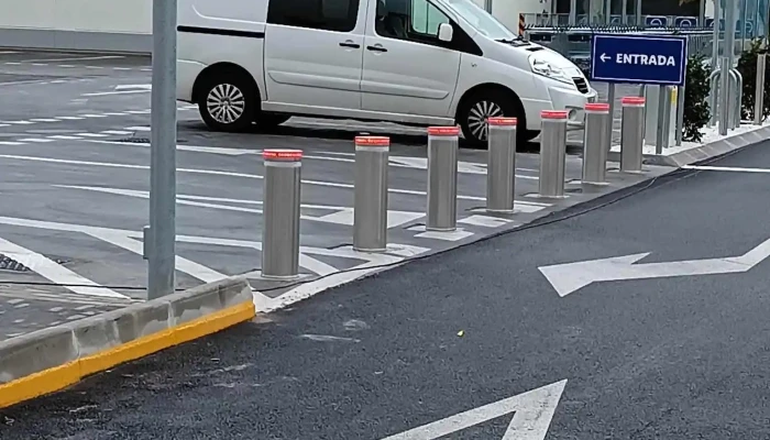 Lidl -  Estacionamiento - Alcalá de Henares
