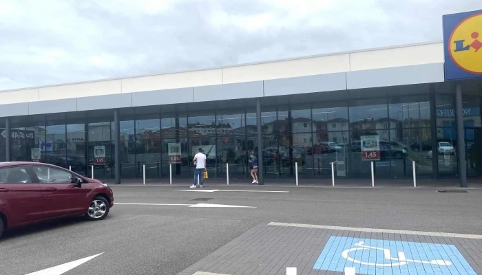 Lidl -  Estacionamiento - Gijón