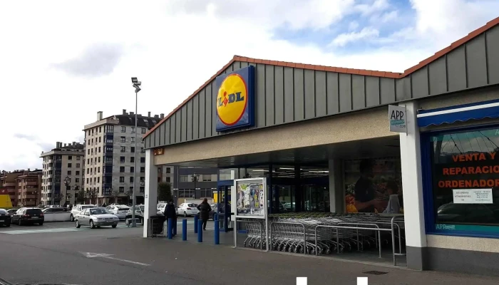 Lidl -  Estacionamiento - Oviedo