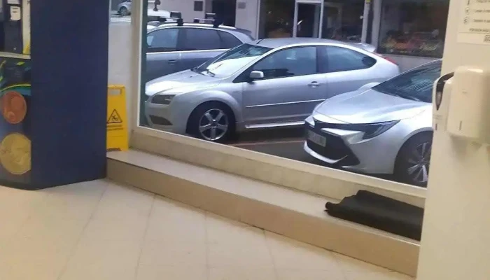 Masymas Supermercados -  Estacionamiento - Avilés