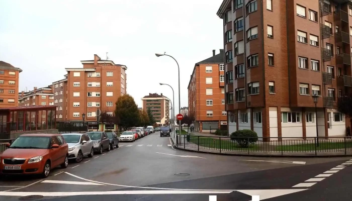Masymas Supermercados -  Estacionamiento - Oviedo