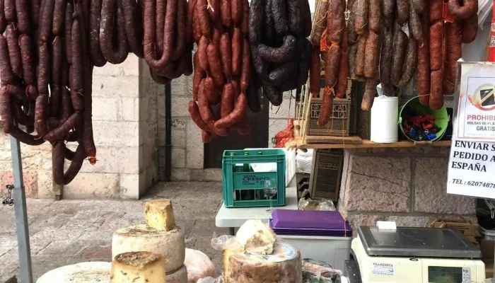 Mercado De Cangas De Onis Interior - Cangas de Onís