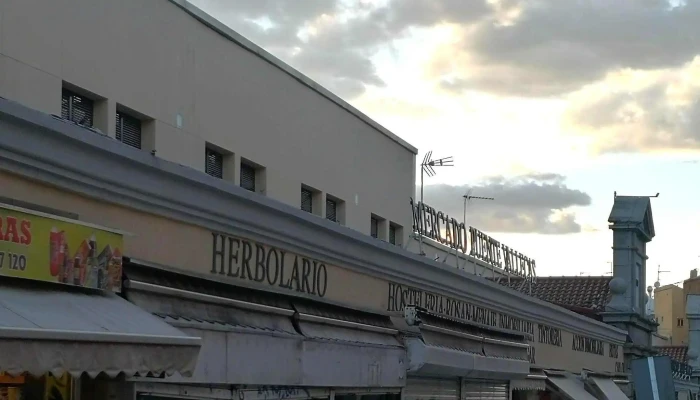 Mercado Puente De Vallecas -  Donde - Madrid