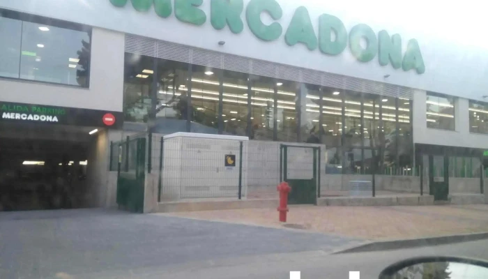 Mercadona -  Estacionamiento - Villarejo de Salvanés