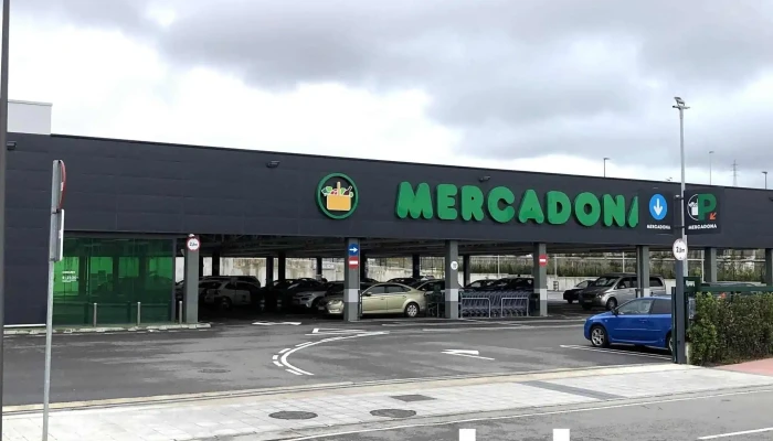 Mercadona -  Estacionamiento - Aviles